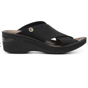 Bzees Desire Wedge Sandals Sz 11 NWOB